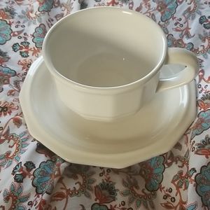 🍽 $25 SEASONAL SALE...LOTS OF DINNERS TO HOST Flawless White Classic Dishware